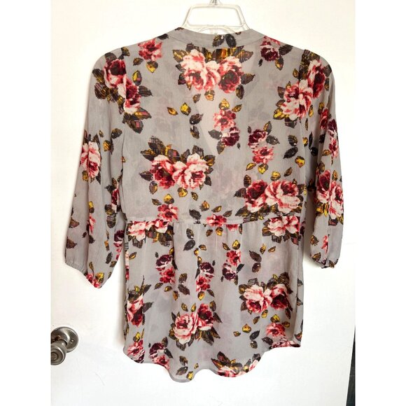 Princess Vera Wang Women Floral Button-Down Blouse Size M Gray/Red Pattern - Picture 3 of 7